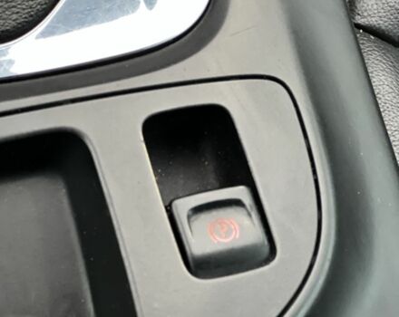 Белый Опель Инсигния, объемом двигателя 2 л и пробегом 320 тыс. км за 5950 $, фото 15 на Automoto.ua