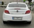 Белый Опель Инсигния, объемом двигателя 2 л и пробегом 320 тыс. км за 5950 $, фото 6 на Automoto.ua