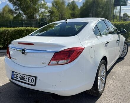 Опель Инсигния 2012 в Чернигове на Automoto.ua Белый Опель Инсигния, объемом двигателя 2 л и пробегом 145 тыс. км за 10000 $, фото 2 на Automoto.ua