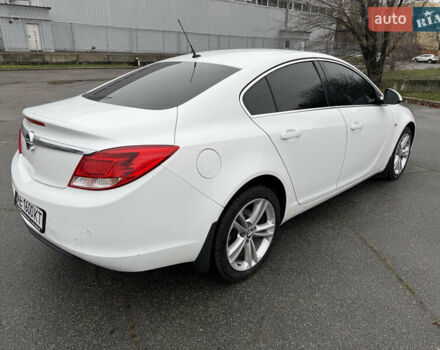 Белый Опель Инсигния, объемом двигателя 1.4 л и пробегом 158 тыс. км за 9800 $, фото 2 на Automoto.ua