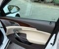 Білий Опель Інсігнія, об'ємом двигуна 1.96 л та пробігом 199 тис. км за 8450 $, фото 6 на Automoto.ua
