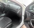 Белый Опель Инсигния, объемом двигателя 2 л и пробегом 160 тыс. км за 7978 $, фото 7 на Automoto.ua
