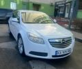 Белый Опель Инсигния, объемом двигателя 2 л и пробегом 178 тыс. км за 6900 $, фото 6 на Automoto.ua