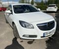Белый Опель Инсигния, объемом двигателя 2 л и пробегом 145 тыс. км за 10000 $, фото 1 на Automoto.ua