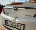 Белый Опель Инсигния, объемом двигателя 1.96 л и пробегом 333 тыс. км за 6000 $, фото 4 на Automoto.ua