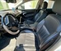 Белый Опель Инсигния, объемом двигателя 1.6 л и пробегом 230 тыс. км за 7600 $, фото 2 на Automoto.ua