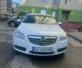 Белый Опель Инсигния, объемом двигателя 2 л и пробегом 178 тыс. км за 6900 $, фото 1 на Automoto.ua