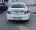 Белый Опель Инсигния, объемом двигателя 2 л и пробегом 220 тыс. км за 7500 $, фото 2 на Automoto.ua