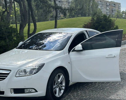 Белый Опель Инсигния, объемом двигателя 1.96 л и пробегом 54 тыс. км за 11700 $, фото 8 на Automoto.ua