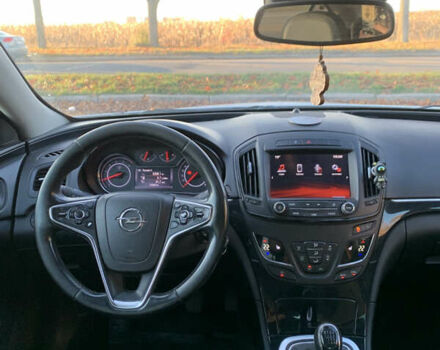 Белый Опель Инсигния, объемом двигателя 1.96 л и пробегом 315 тыс. км за 7500 $, фото 2 на Automoto.ua