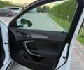 Білий Опель Інсігнія, об'ємом двигуна 2 л та пробігом 183 тис. км за 9899 $, фото 35 на Automoto.ua