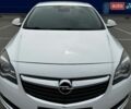 Белый Опель Инсигния, объемом двигателя 1.6 л и пробегом 208 тыс. км за 10300 $, фото 2 на Automoto.ua