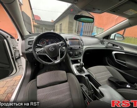 Белый Опель Инсигния, объемом двигателя 1.4 л и пробегом 226 тыс. км за 8400 $, фото 6 на Automoto.ua