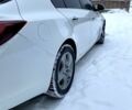 Белый Опель Инсигния, объемом двигателя 1.6 л и пробегом 16300 тыс. км за 8999 $, фото 3 на Automoto.ua