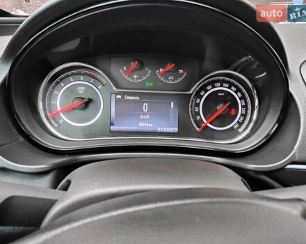 Білий Опель Інсігнія, об'ємом двигуна 2 л та пробігом 40 тис. км за 15000 $, фото 1 на Automoto.ua