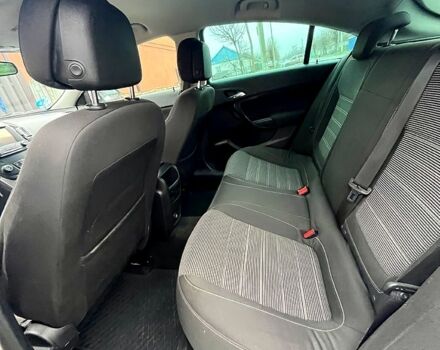 Белый Опель Инсигния, объемом двигателя 1.4 л и пробегом 226 тыс. км за 8400 $, фото 7 на Automoto.ua