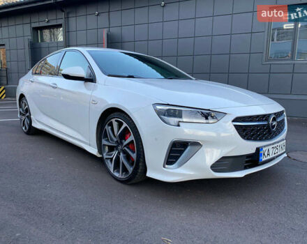 Белый Опель Инсигния, объемом двигателя 2 л и пробегом 90 тыс. км за 25000 $, фото 13 на Automoto.ua