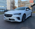 Белый Опель Инсигния, объемом двигателя 2 л и пробегом 95 тыс. км за 24500 $, фото 1 на Automoto.ua