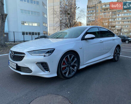 Белый Опель Инсигния, объемом двигателя 2 л и пробегом 90 тыс. км за 25000 $, фото 5 на Automoto.ua