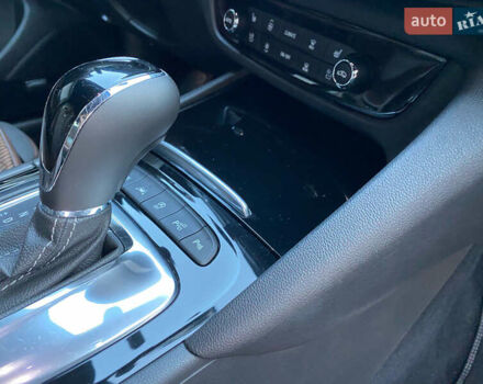 Белый Опель Инсигния, объемом двигателя 2 л и пробегом 90 тыс. км за 25000 $, фото 22 на Automoto.ua