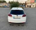 Белый Опель Инсигния, объемом двигателя 1.96 л и пробегом 309 тыс. км за 6600 $, фото 6 на Automoto.ua