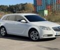 Белый Опель Инсигния, объемом двигателя 2 л и пробегом 276 тыс. км за 5500 $, фото 1 на Automoto.ua
