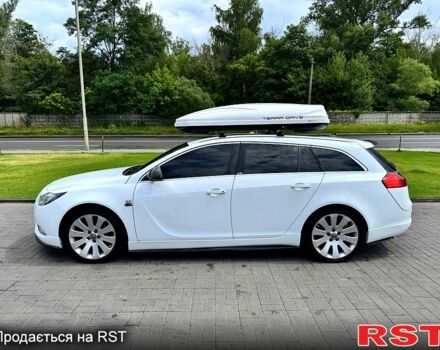 Белый Опель Инсигния, объемом двигателя 1.6 л и пробегом 230 тыс. км за 9500 $, фото 1 на Automoto.ua