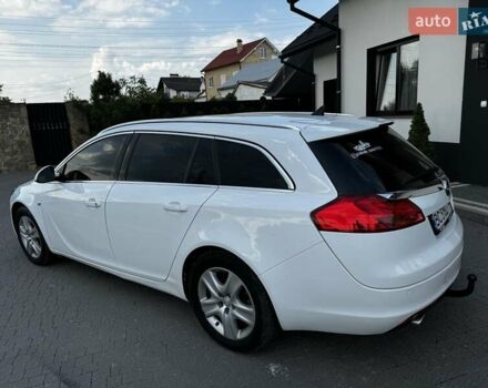 Белый Опель Инсигния, объемом двигателя 2 л и пробегом 245 тыс. км за 7200 $, фото 8 на Automoto.ua