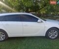 Белый Опель Инсигния, объемом двигателя 2 л и пробегом 296 тыс. км за 6600 $, фото 3 на Automoto.ua