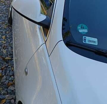 Білий Опель Інсігнія, об'ємом двигуна 1.96 л та пробігом 333 тис. км за 5900 $, фото 5 на Automoto.ua