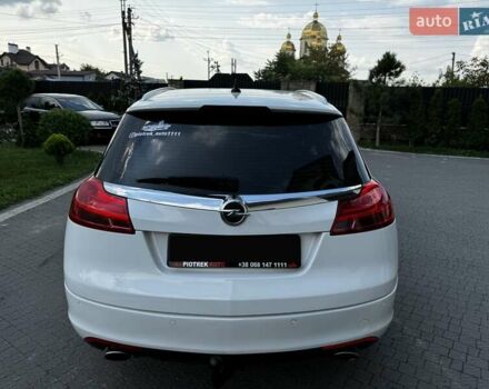 Белый Опель Инсигния, объемом двигателя 2 л и пробегом 245 тыс. км за 7200 $, фото 10 на Automoto.ua