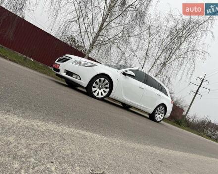 Белый Опель Инсигния, объемом двигателя 1.6 л и пробегом 210 тыс. км за 8000 $, фото 16 на Automoto.ua