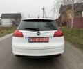 Білий Опель Інсігнія, об'ємом двигуна 1.6 л та пробігом 210 тис. км за 8000 $, фото 5 на Automoto.ua
