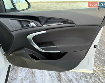 Белый Опель Инсигния, объемом двигателя 1.6 л и пробегом 210 тыс. км за 8000 $, фото 36 на Automoto.ua