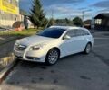 Белый Опель Инсигния, объемом двигателя 1.96 л и пробегом 273 тыс. км за 7000 $, фото 1 на Automoto.ua