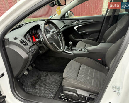 Белый Опель Инсигния, объемом двигателя 1.6 л и пробегом 210 тыс. км за 8000 $, фото 21 на Automoto.ua