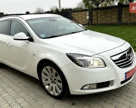 Белый Опель Инсигния, объемом двигателя 1.6 л и пробегом 200 тыс. км за 7770 $, фото 7 на Automoto.ua