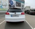 Белый Опель Инсигния, объемом двигателя 2 л и пробегом 318 тыс. км за 6999 $, фото 7 на Automoto.ua