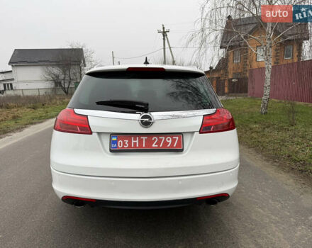 Белый Опель Инсигния, объемом двигателя 1.6 л и пробегом 210 тыс. км за 8000 $, фото 5 на Automoto.ua