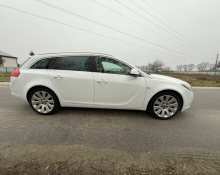 Білий Опель Інсігнія, об'ємом двигуна 1.6 л та пробігом 210 тис. км за 8000 $, фото 7 на Automoto.ua