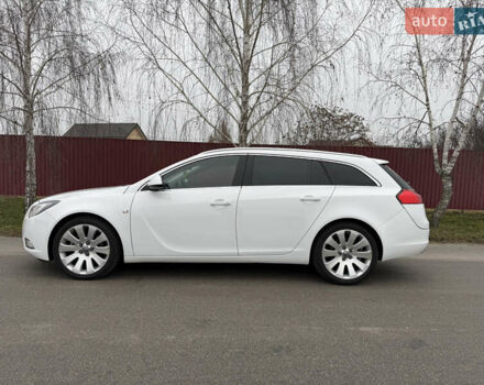 Белый Опель Инсигния, объемом двигателя 1.6 л и пробегом 210 тыс. км за 8000 $, фото 3 на Automoto.ua