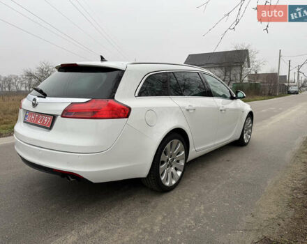 Белый Опель Инсигния, объемом двигателя 1.6 л и пробегом 210 тыс. км за 8000 $, фото 6 на Automoto.ua