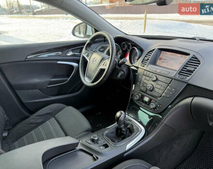 Белый Опель Инсигния, объемом двигателя 1.6 л и пробегом 210 тыс. км за 8000 $, фото 32 на Automoto.ua