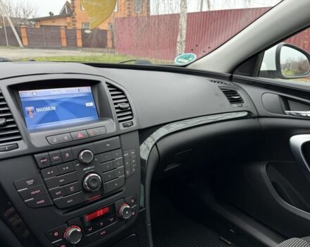 Білий Опель Інсігнія, об'ємом двигуна 1.6 л та пробігом 210 тис. км за 8000 $, фото 11 на Automoto.ua