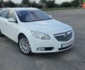 Белый Опель Инсигния, объемом двигателя 2 л и пробегом 223 тыс. км за 8700 $, фото 1 на Automoto.ua