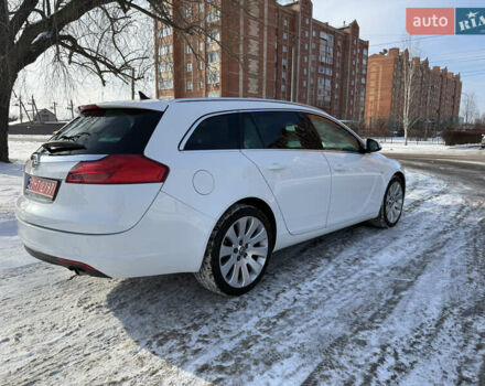 Белый Опель Инсигния, объемом двигателя 1.6 л и пробегом 210 тыс. км за 8000 $, фото 5 на Automoto.ua