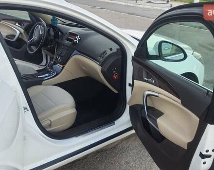 Белый Опель Инсигния, объемом двигателя 2 л и пробегом 223 тыс. км за 8700 $, фото 10 на Automoto.ua