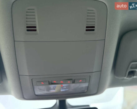 Белый Опель Инсигния, объемом двигателя 1.6 л и пробегом 210 тыс. км за 8300 $, фото 30 на Automoto.ua