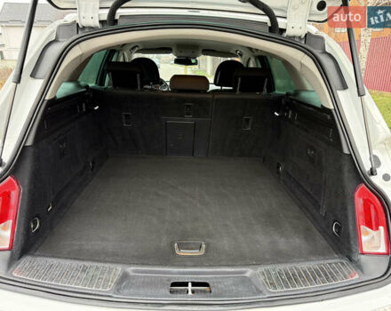 Белый Опель Инсигния, объемом двигателя 1.6 л и пробегом 210 тыс. км за 8000 $, фото 60 на Automoto.ua