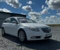 Белый Опель Инсигния, объемом двигателя 1.96 л и пробегом 306 тыс. км за 5500 $, фото 1 на Automoto.ua